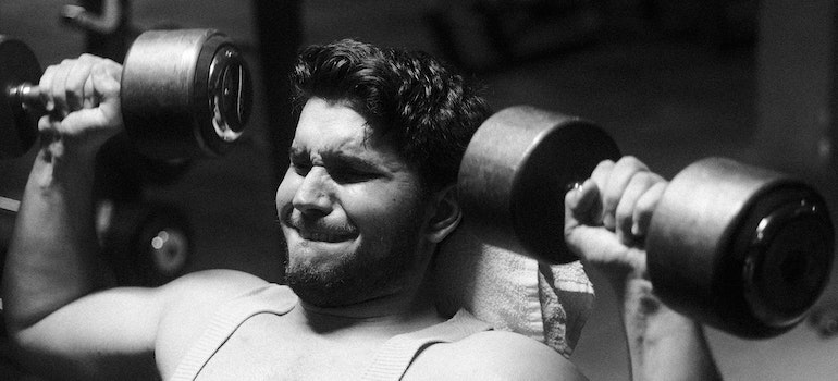 a man weightlifting
